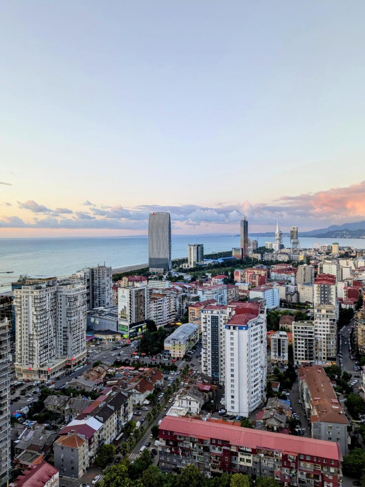 Intourist Residence Premium Studio Batumi Exterior photo